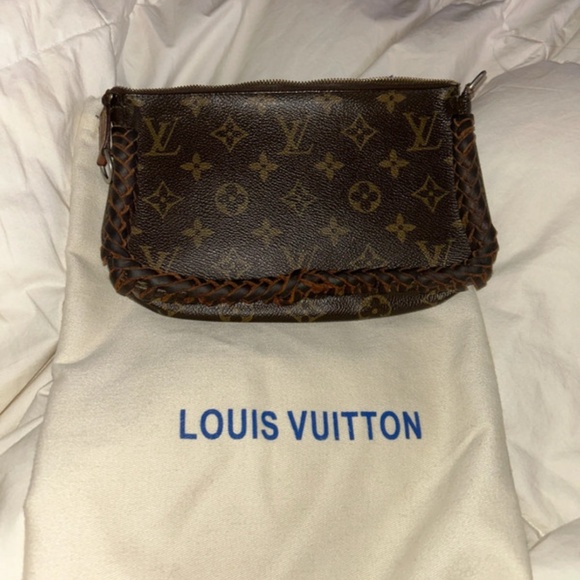 Louis Vuitton vintage pochette accessoire - Picture 2 of 8